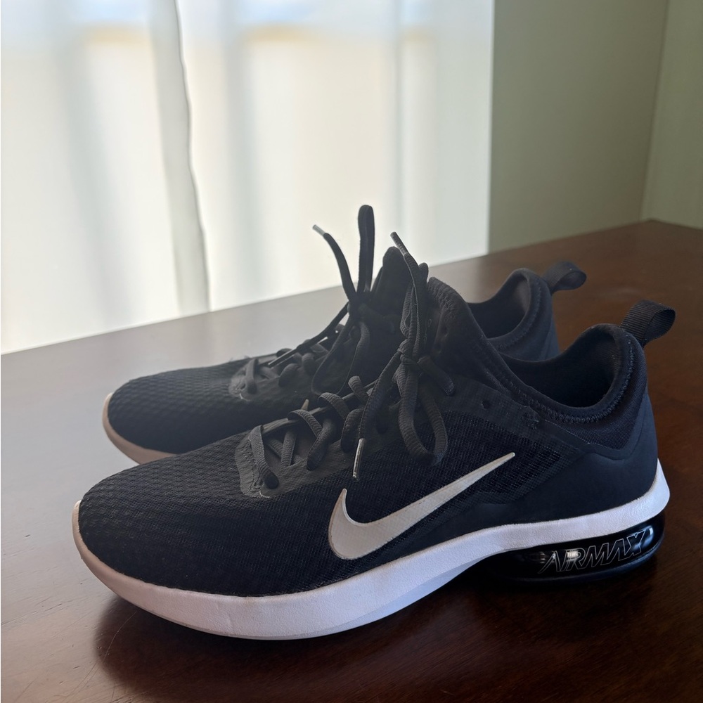Nike Women’s Air Max